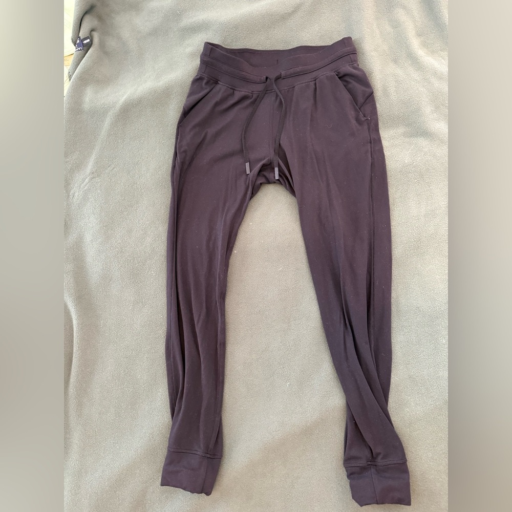 LULULEMONMON Jogger | size 8 | Nulu